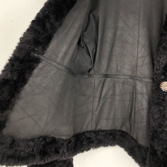 90’s/Y2K Vintage Teddy Faux Fur Black Long Sleeve Jacket Coat Rhinestone Button - Picture 5 of 11